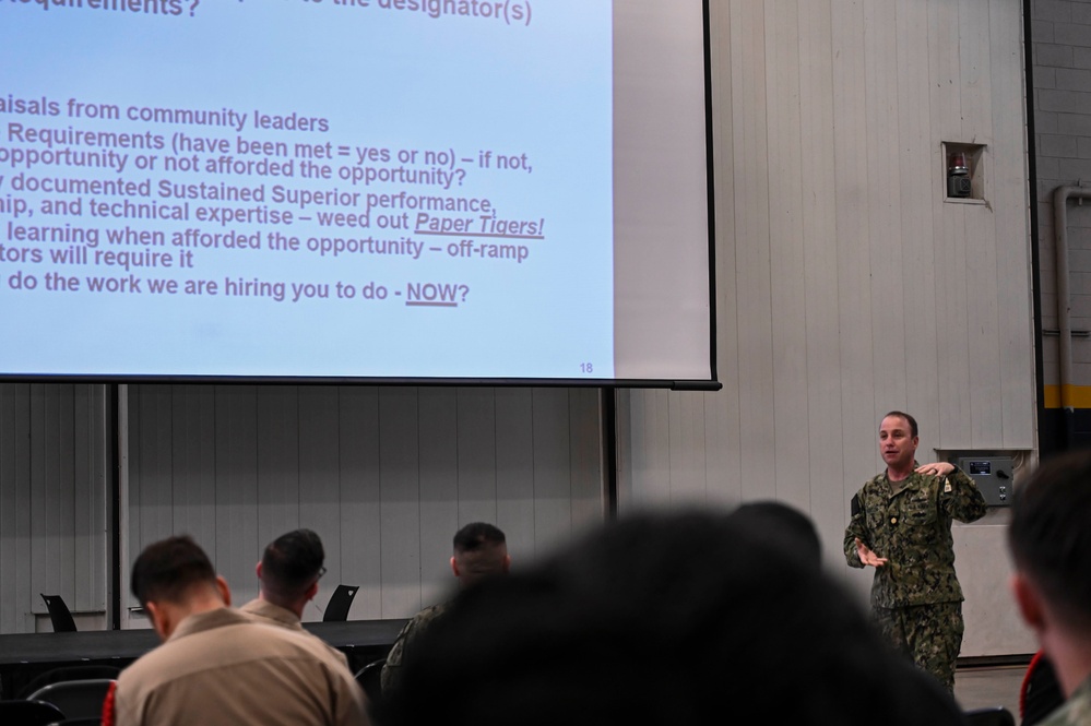 SWESC GL hosts Great Lakes area LDO and CWO Recruitment Brief