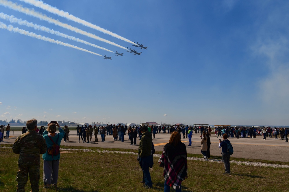 Italy’s Frecce Tricolori aerobatic team fly the skies of Aviano