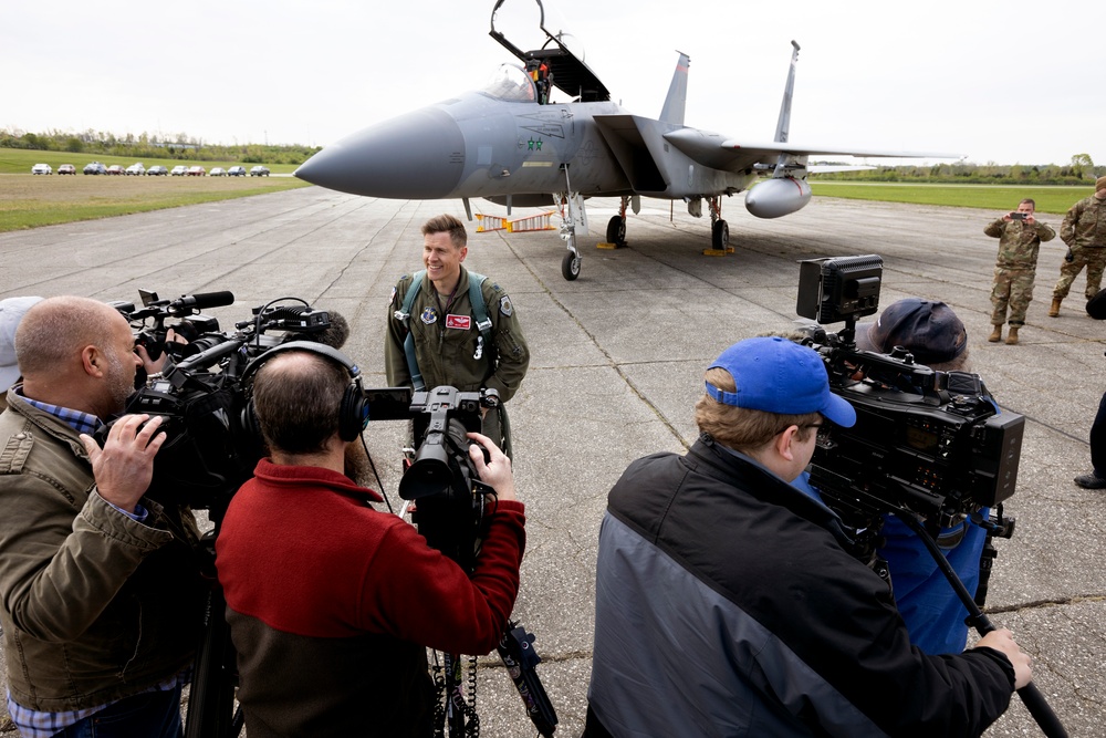 F-15C Arrival