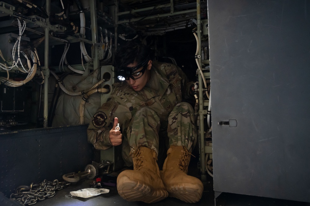 Members from Connecticut Air National Guard conduct ISO inspection on C-130H Hercules