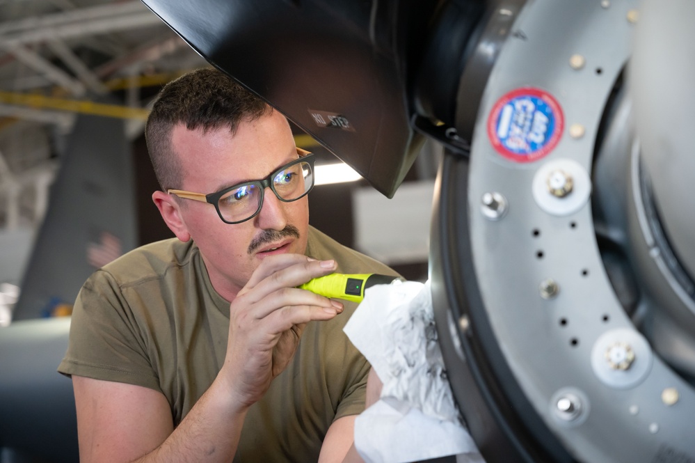 Members from Connecticut Air National Guard conduct ISO inspection on C-130H Hercules