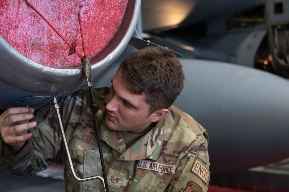 Members from Connecticut Air National Guard conduct ISO inspection on C-130H Hercules