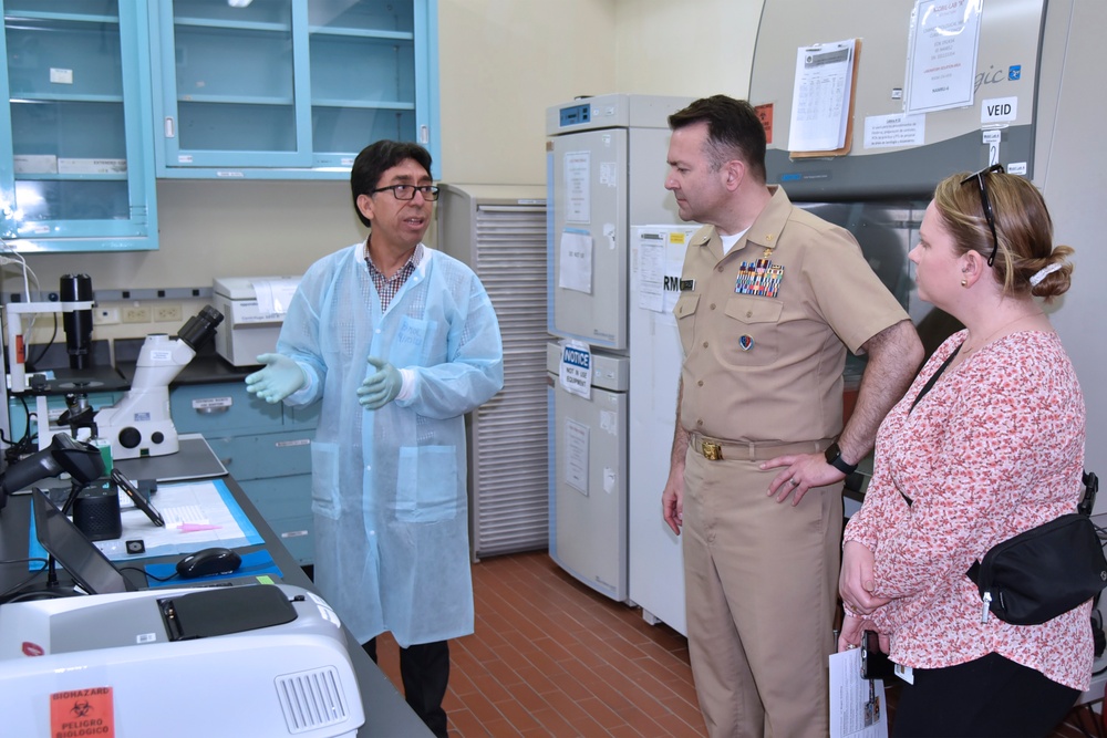 DHA Public Health Director Visits NAMRU-6