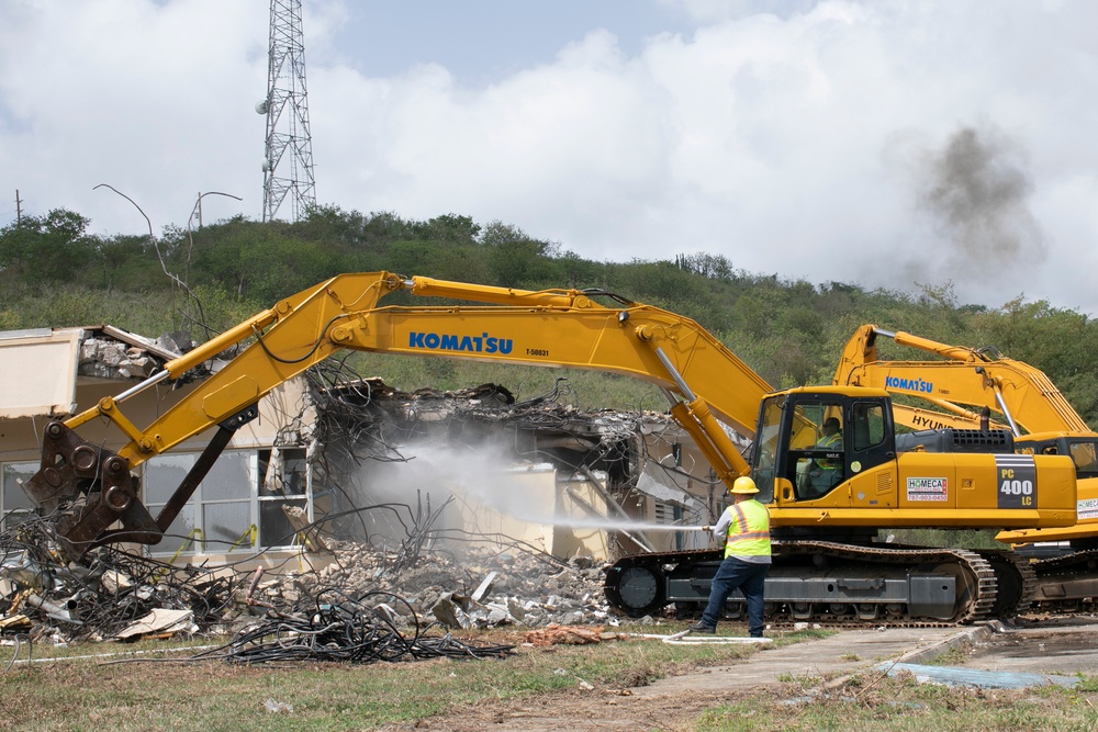 Groundbreaking  ceremony of the beginning of the construction of the Diagnostic and Treatment Center (CDT) on the island municipality of Vieques