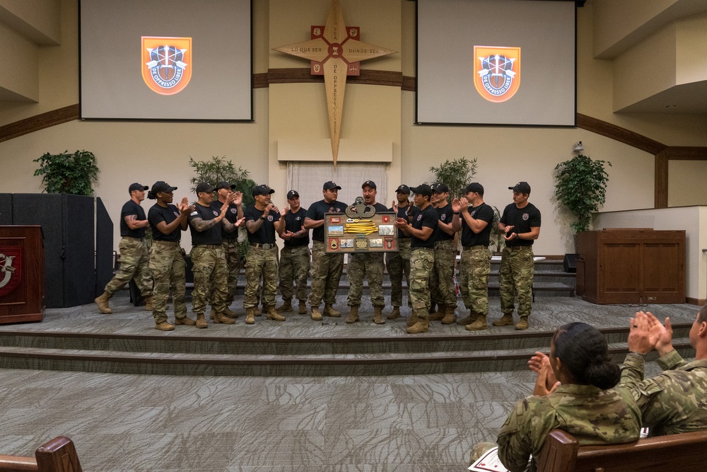 7th Special Forces Group (Airborne) Static Line Jumpmaster Graduation