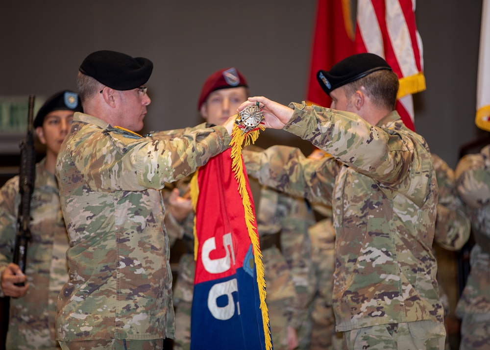 Texas Guardsmen from 56th IBCT, 1-143rd Airborne case colors to mobilize