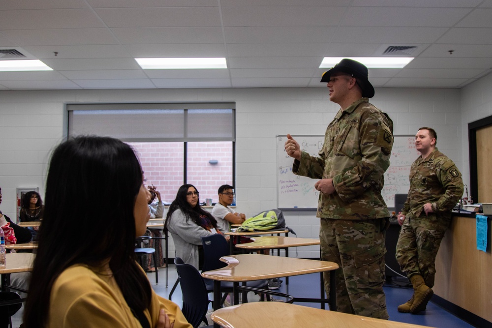 10th MTN DIV Conducts Mountain Mentor Program in Wilkes-Barre, PA