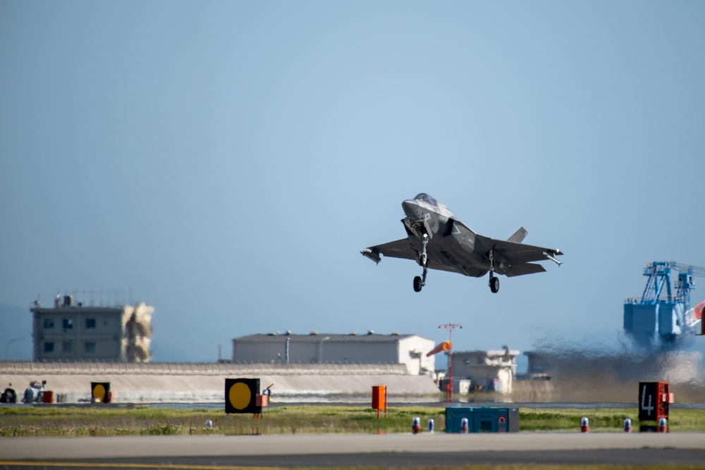 Locked and Loaded: Green Knights Take-off at MCAS Iwakuni