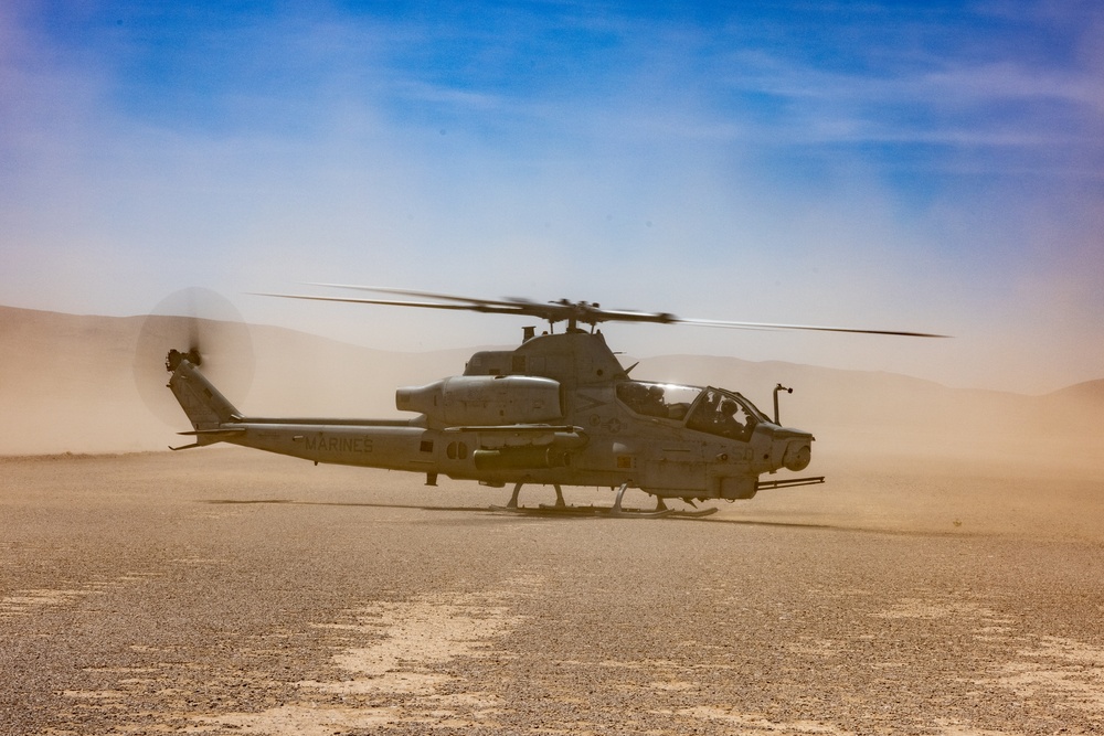 HMLA-367 Travels to National Training Center