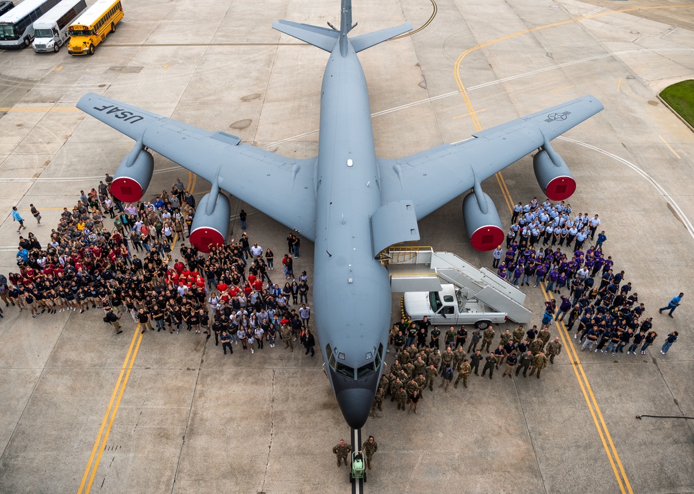 MacDill AFB hosts Military Career Day