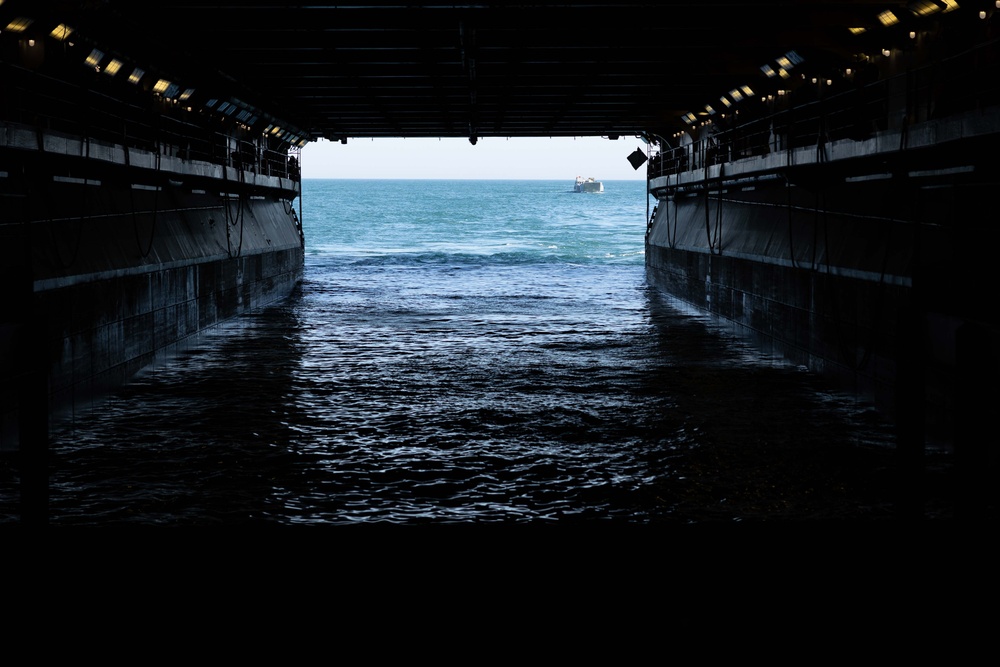 USS Bataan Well Deck Operations