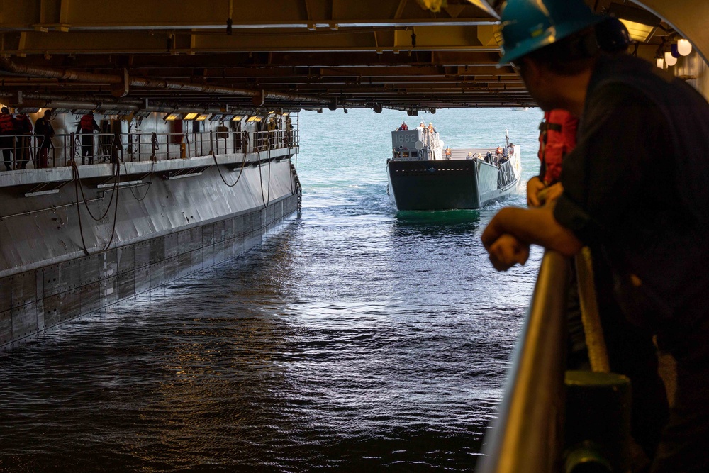 USS Bataan Well Deck Operations