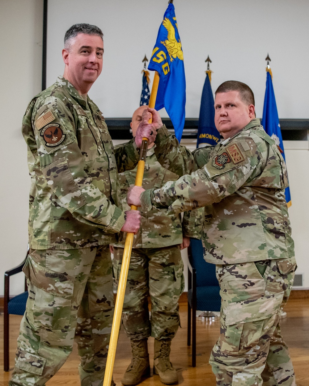 Keller takes command of 123rd MSG