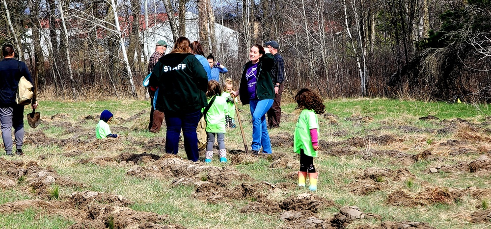 Fort McCoy community plants more than 500 trees for 2023 Arbor Day event