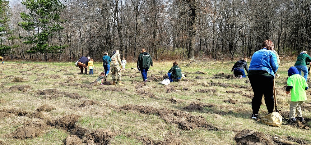 Fort McCoy community plants more than 500 trees for 2023 Arbor Day event