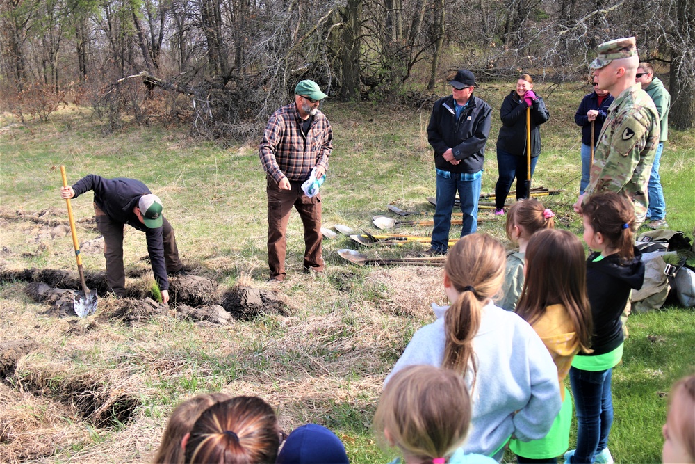 Fort McCoy community plants more than 500 trees for 2023 Arbor Day event