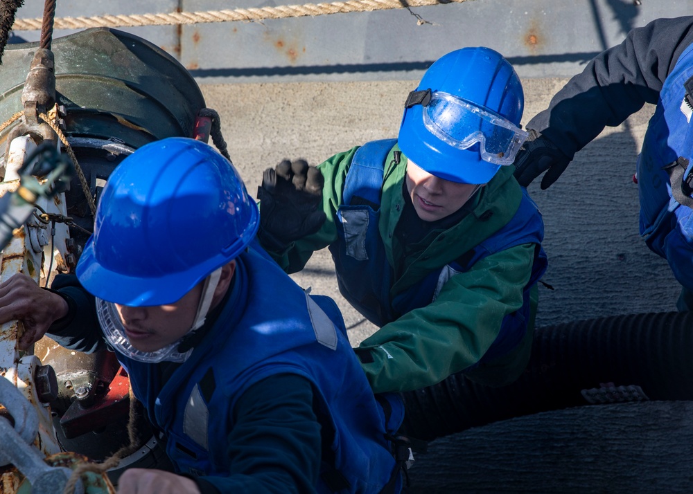 USS John Finn Conducts Replenishment-at-Sea with USNS Tippecanoe