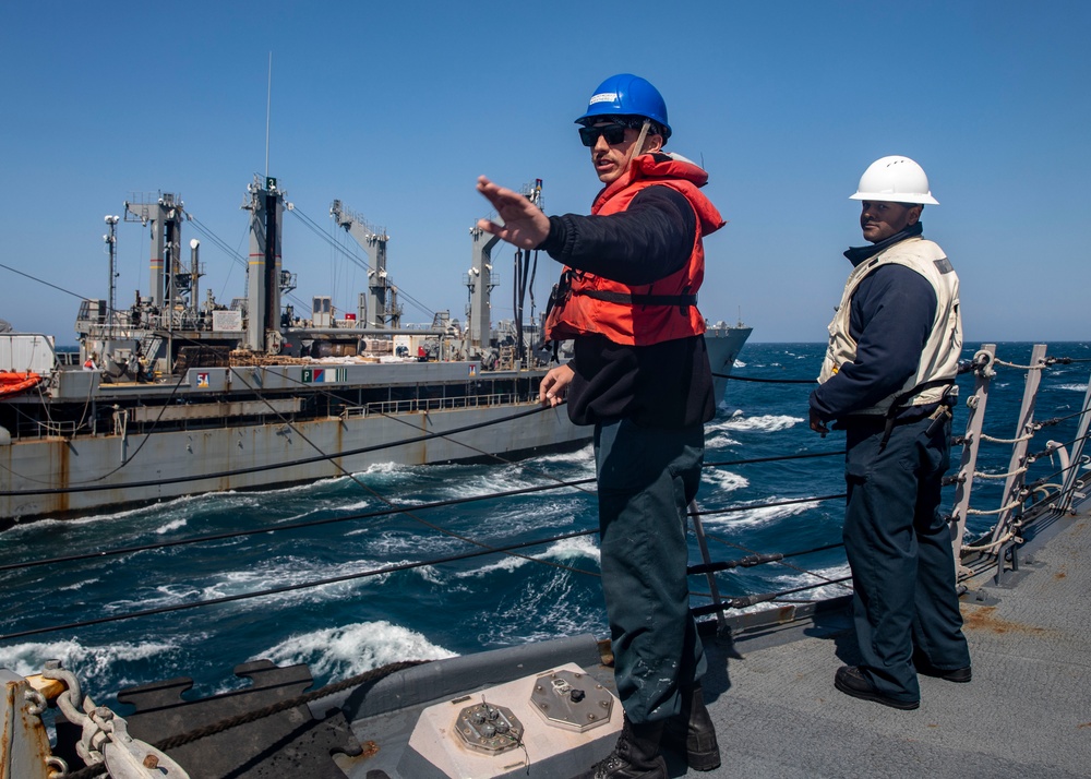 USS John Finn Conducts Replenishment-at-Sea with USNS Tippecanoe