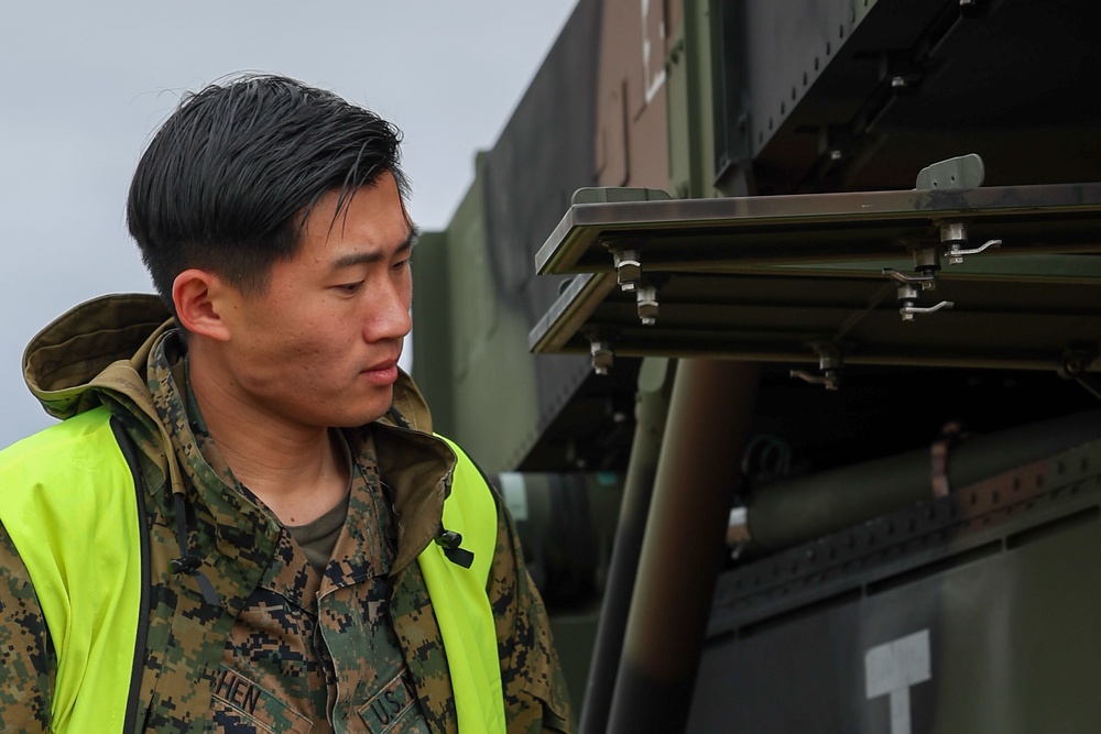 MACS-2 Marines utilize AN/TPS-80 Ground/Air Task Oriented Radar