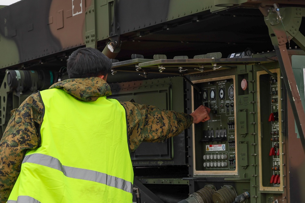 MACS-2 Marines utilize AN/TPS-80 Ground/Air Task Oriented Radar