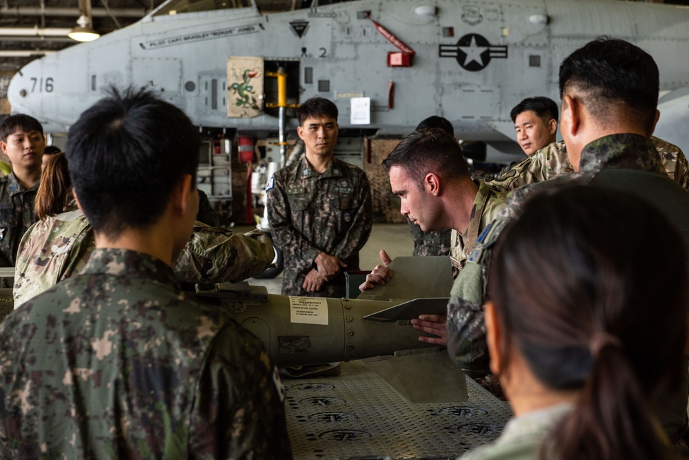 Osan hosts SEL exchange alongside ROKAF partners