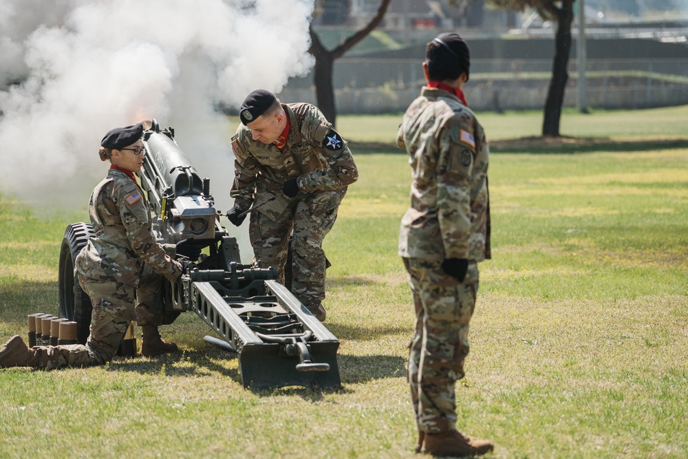 2-17 FA provides salute battery