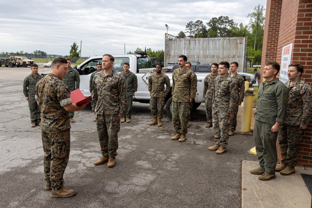 MWSS-271 Marine earns the master EOD badge