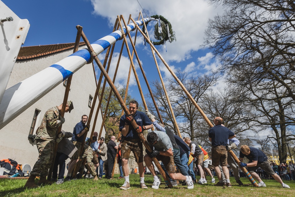 Grafenwoehr Maypole Festival