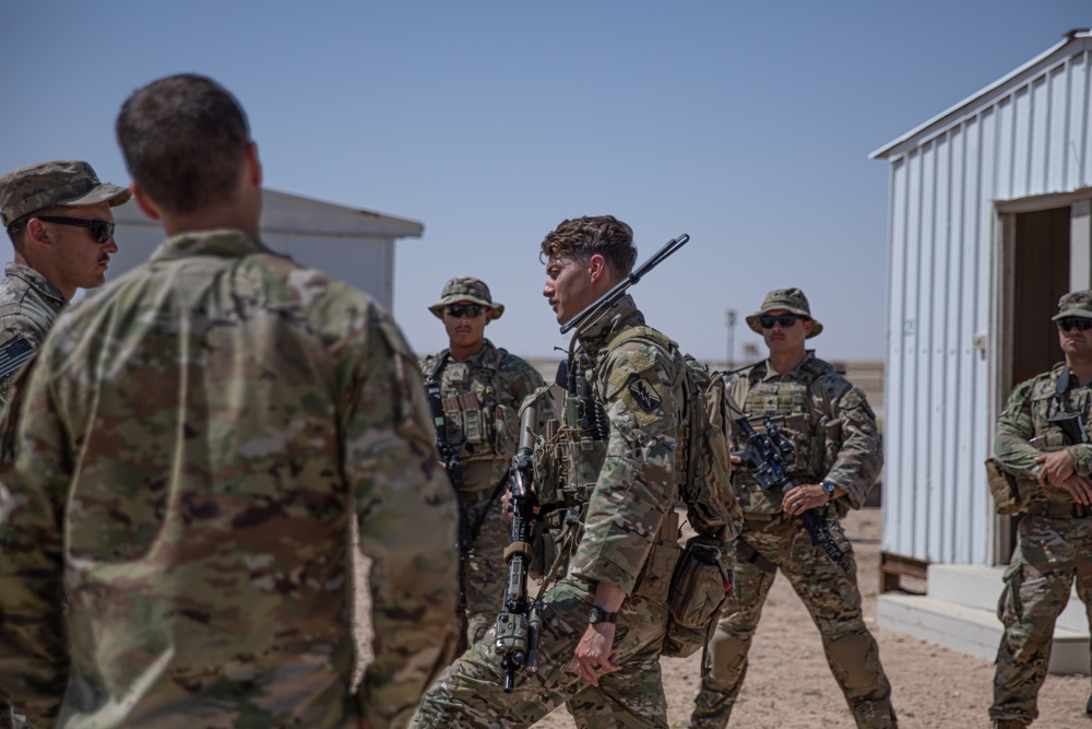 79th Infantry Brigade Combat Team Conducts Squad STX