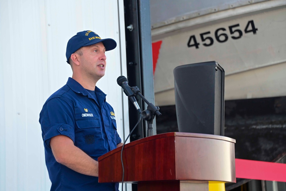 Coast Guard cuts ribbon on $9.7 million Paint and Sandblast facility