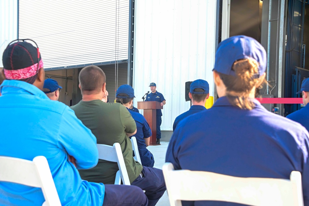 Coast Guard cuts ribbon on $9.7 million Paint and Sandblast facility