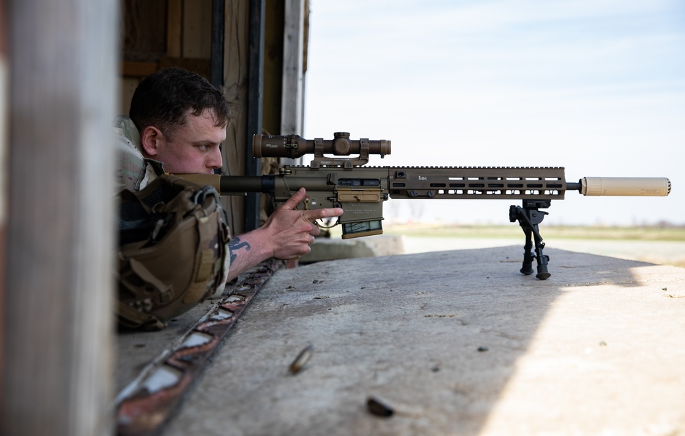 Hitting the Far Target: 1st Inf. Div. Soldiers of the 1-16 Inf. Regt. Conduct Sniper Training