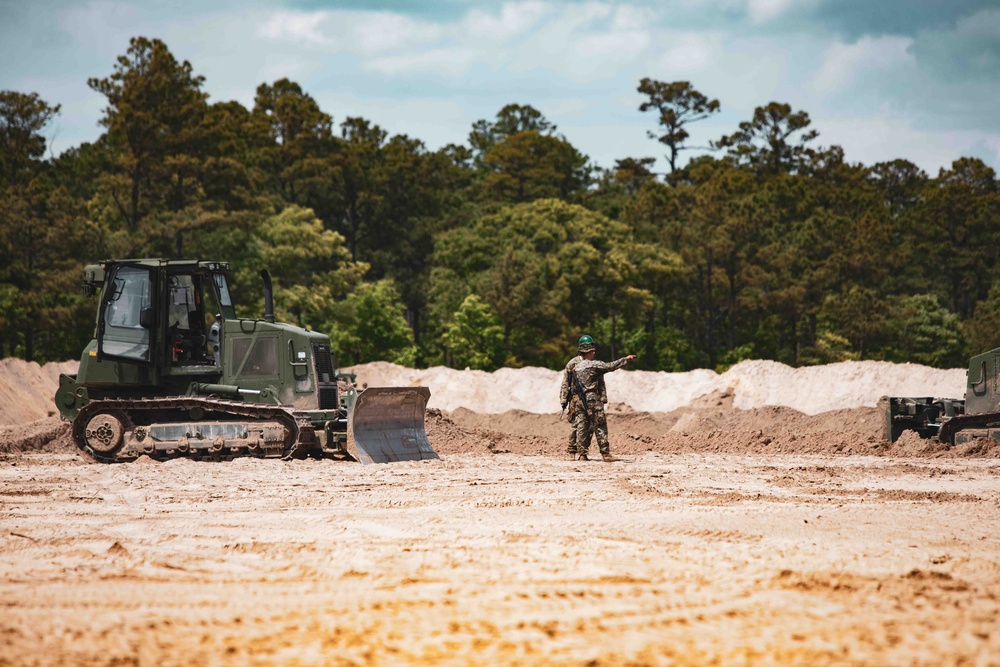 26th MEU Finalize Fire Base