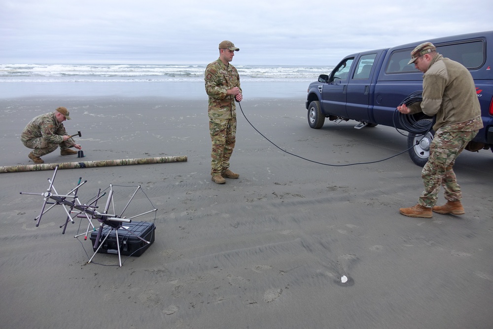 WADS Conducts Exercise Felix Ace At Sunset Beach, Oregon