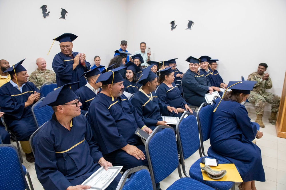 Soto Cano Education Center hosts graduation ceremony