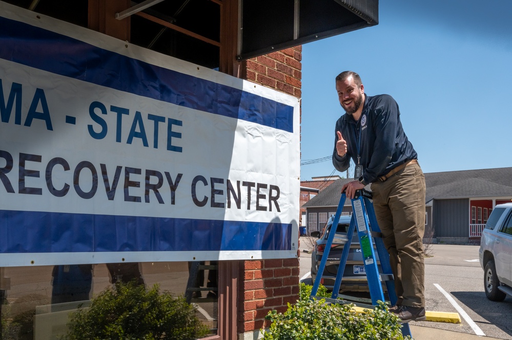 FEMA Federal Coordinating Officer Andrew Friend Visits Disaster Recovery Center