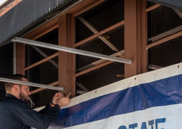 FEMA Federal Coordinating Officer Andrew Friend Visits Disaster Recovery Center