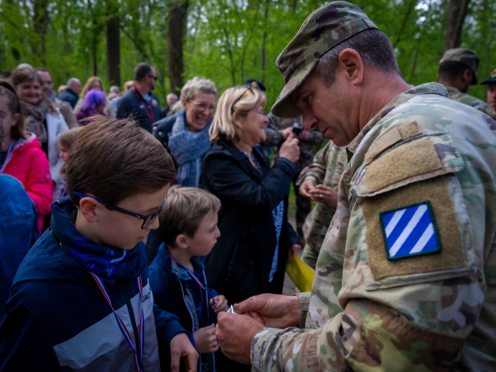 Dogface Soldiers Visit Audie Murphy Memorial at Colmar