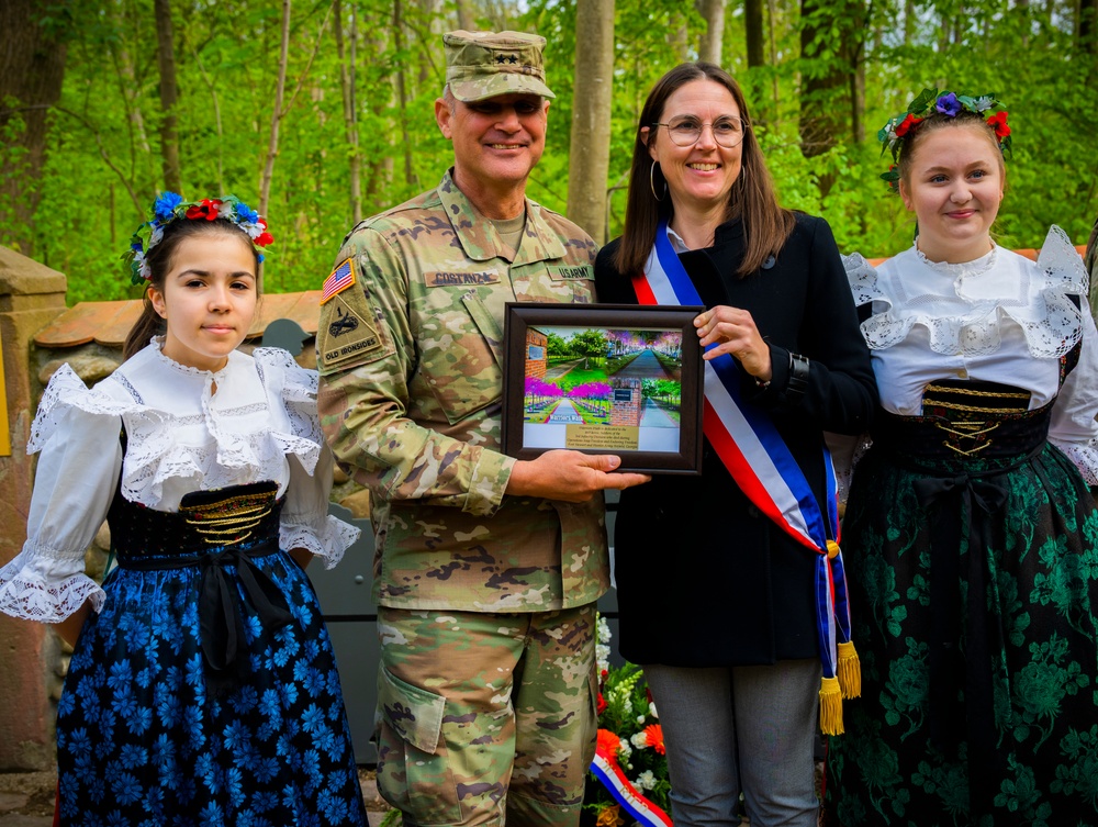 Dogface Soldiers Visit Audie Murphy Memorial at Colmar