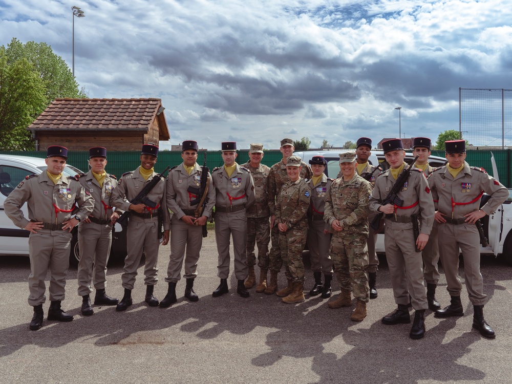 Dogface Soldiers Visit Audie Murphy Memorial at Colmar