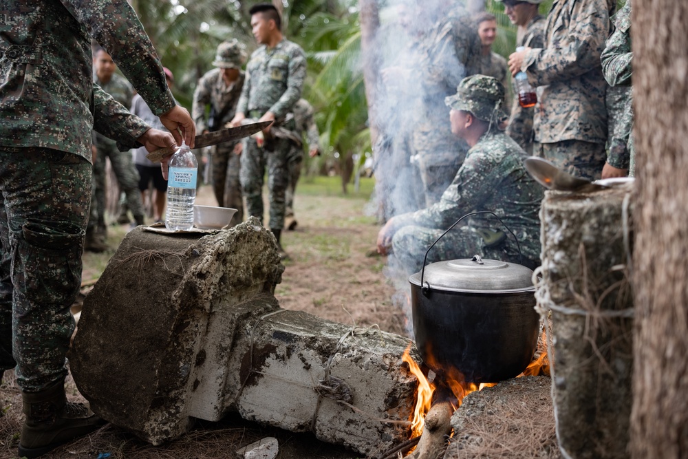 Bilateral jungle environment survival techniques exchange