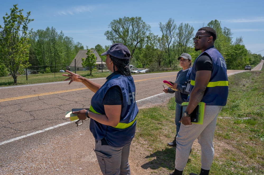 FEMA Disaster Survivor Assistance Team Surveys Damage in Morris Chapel