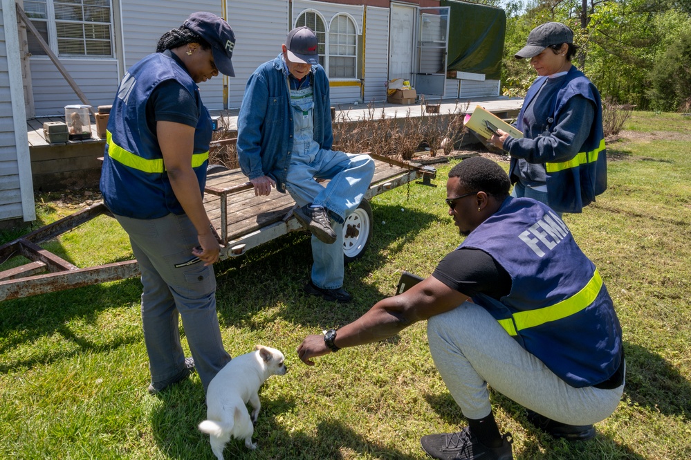 FEMA Disaster Survivor Assistance Team Canvasses Neighborhood in Glendale