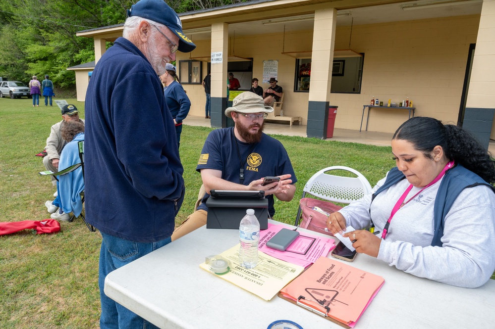 FEMA Disaster Survivor Assistance on Hand at Fundraiser 4/29