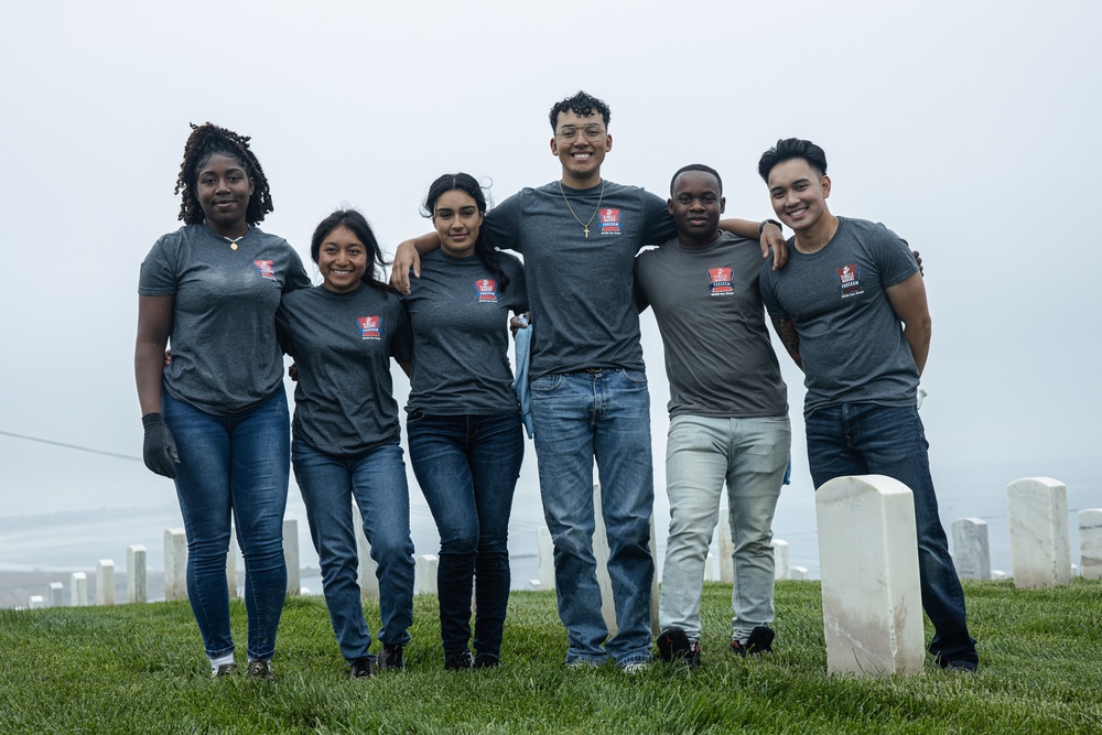 Fort Rosecrans National Cemetery Clean Up