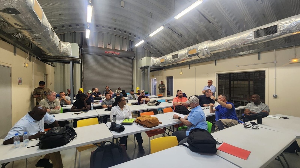 Army sustainers talk logistics and contracting in Africa at summit