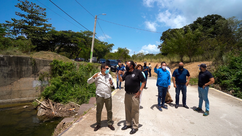 FEMA Federal Recovery Coordinator and Puerto Rican Officials Break Ground on Hurricane María Recovery Projects