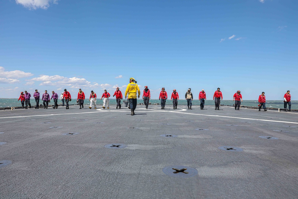 Carter Hall Conducts Flight Ops