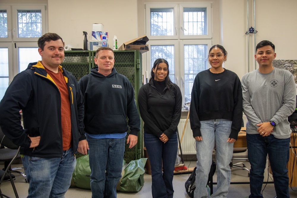 U.S. Soldiers Wear Denim in Support of SAAPM