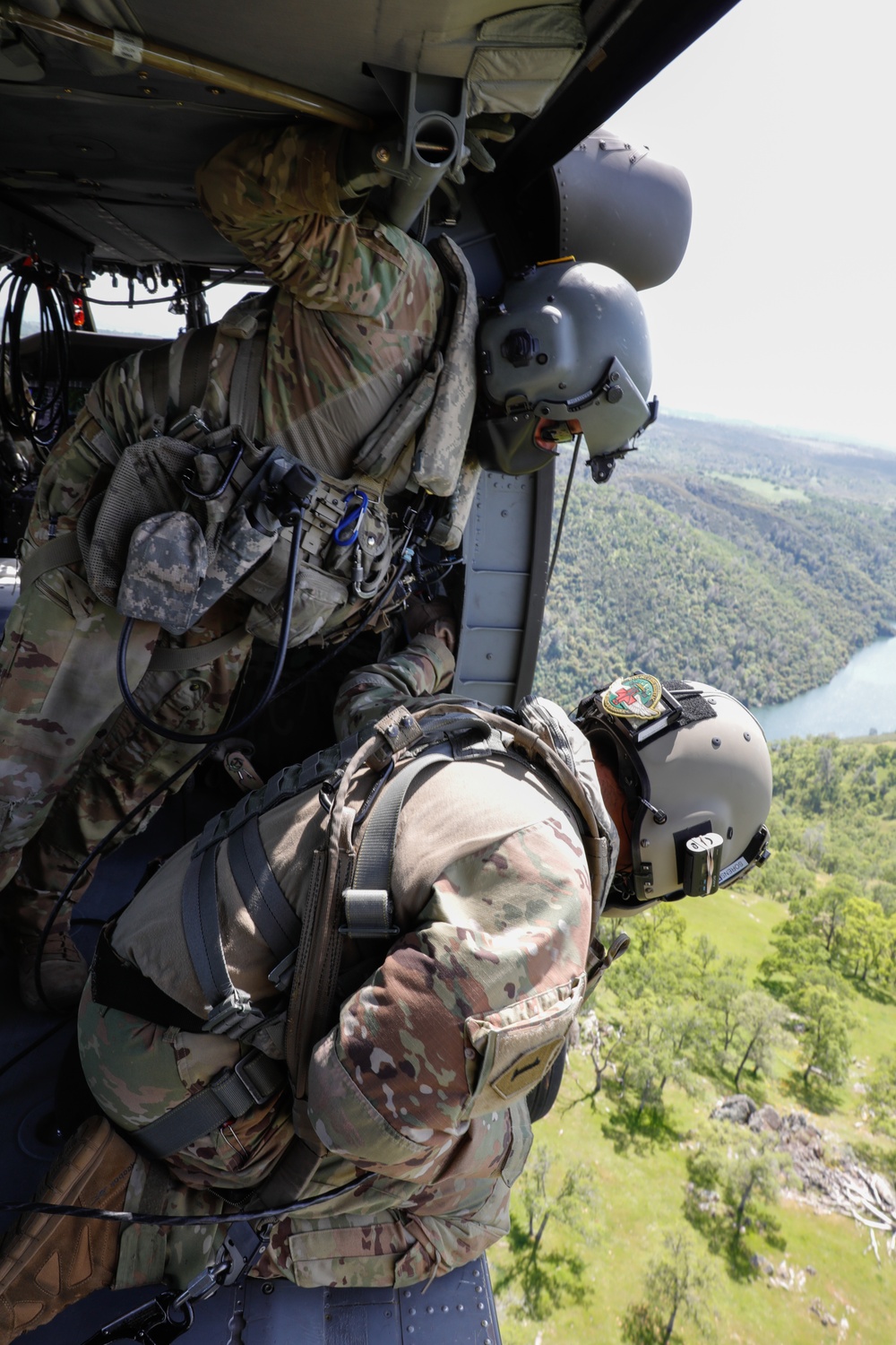 Cal Guard and CAL FIRE team up for annual wildland firefighting training